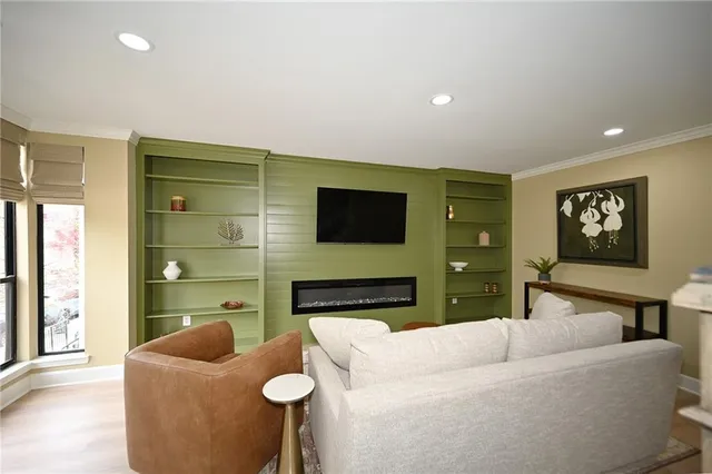 $2,750 | 441 West 10th Street, Kansas City, MO 64105