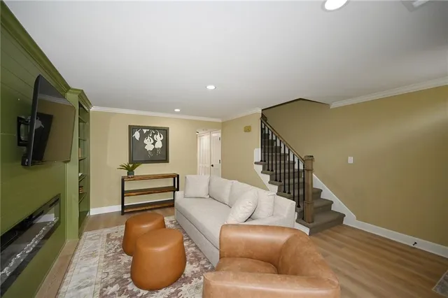 $2,750 | 441 West 10th Street, Kansas City, MO 64105