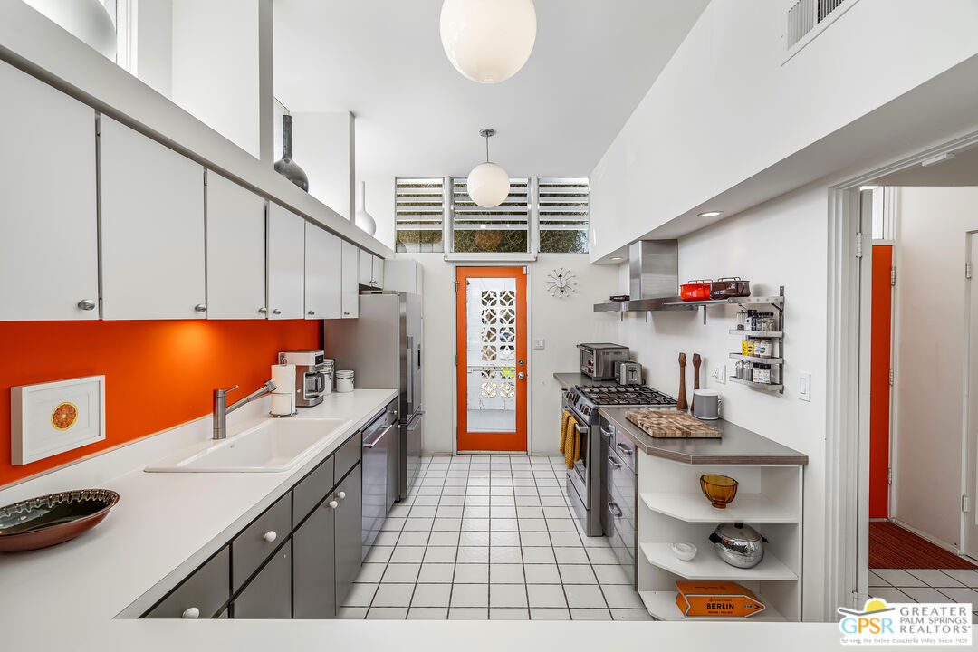 2324 South Sky View Drive Palm Springs, CA 92264 - Photo 22 of 73