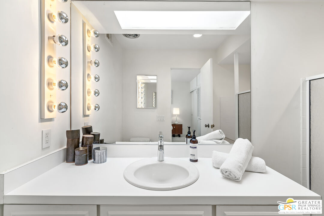 2324 South Sky View Drive Palm Springs, CA 92264 - Photo 34 of 73