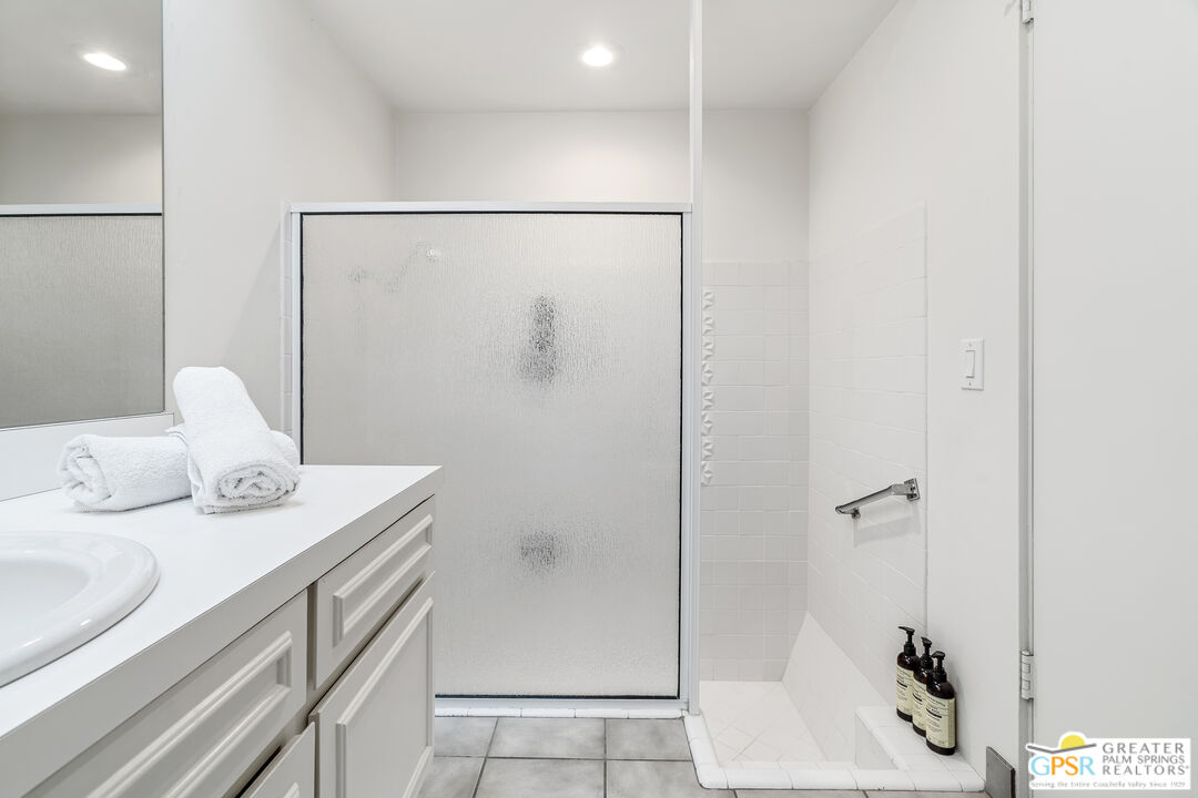 2324 South Sky View Drive Palm Springs, CA 92264 - Photo 35 of 73