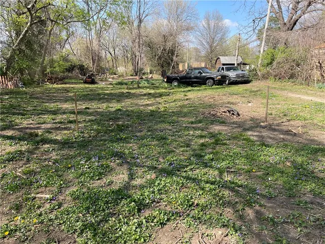 $14,000 | 7814 East 86th Street, Raytown, MO 64138