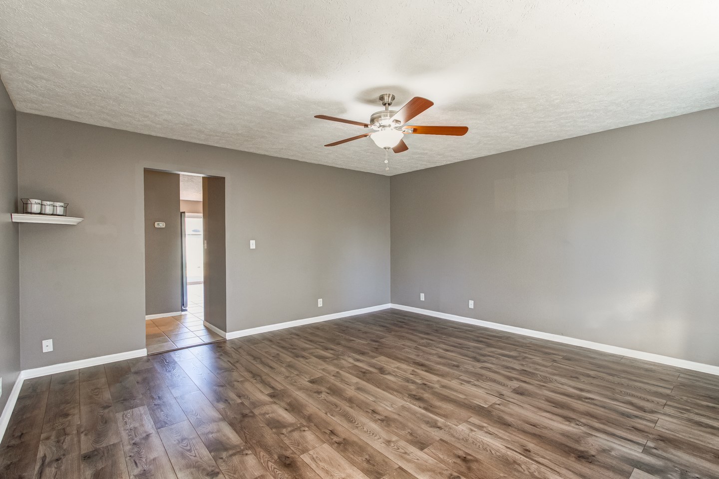 7507 Dry Branch Road Evansville, IN 47711 - Photo 3 of 22 Gallery Image 3