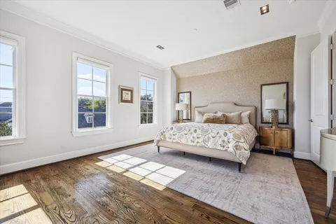 $799,000 | 1619 Calumet Street, Houston, TX 77004