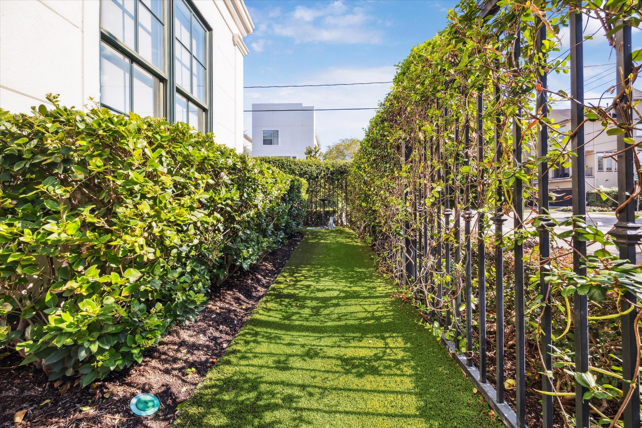 1619 Calumet Street Houston, TX 77004 - Photo 2 of 26