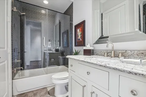 $799,000 | 1619 Calumet Street, Houston, TX 77004