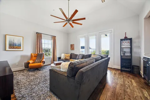 $799,000 | 1619 Calumet Street, Houston, TX 77004