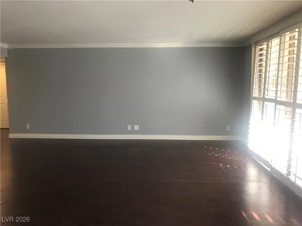 $1,850 | 205 East Harmon Avenue, Unit 405, Las Vegas, NV 89169