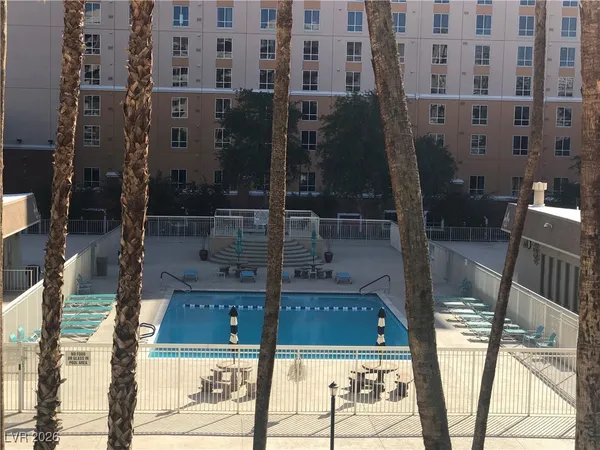 $1,850 | 205 East Harmon Avenue, Unit 405, Las Vegas, NV 89169