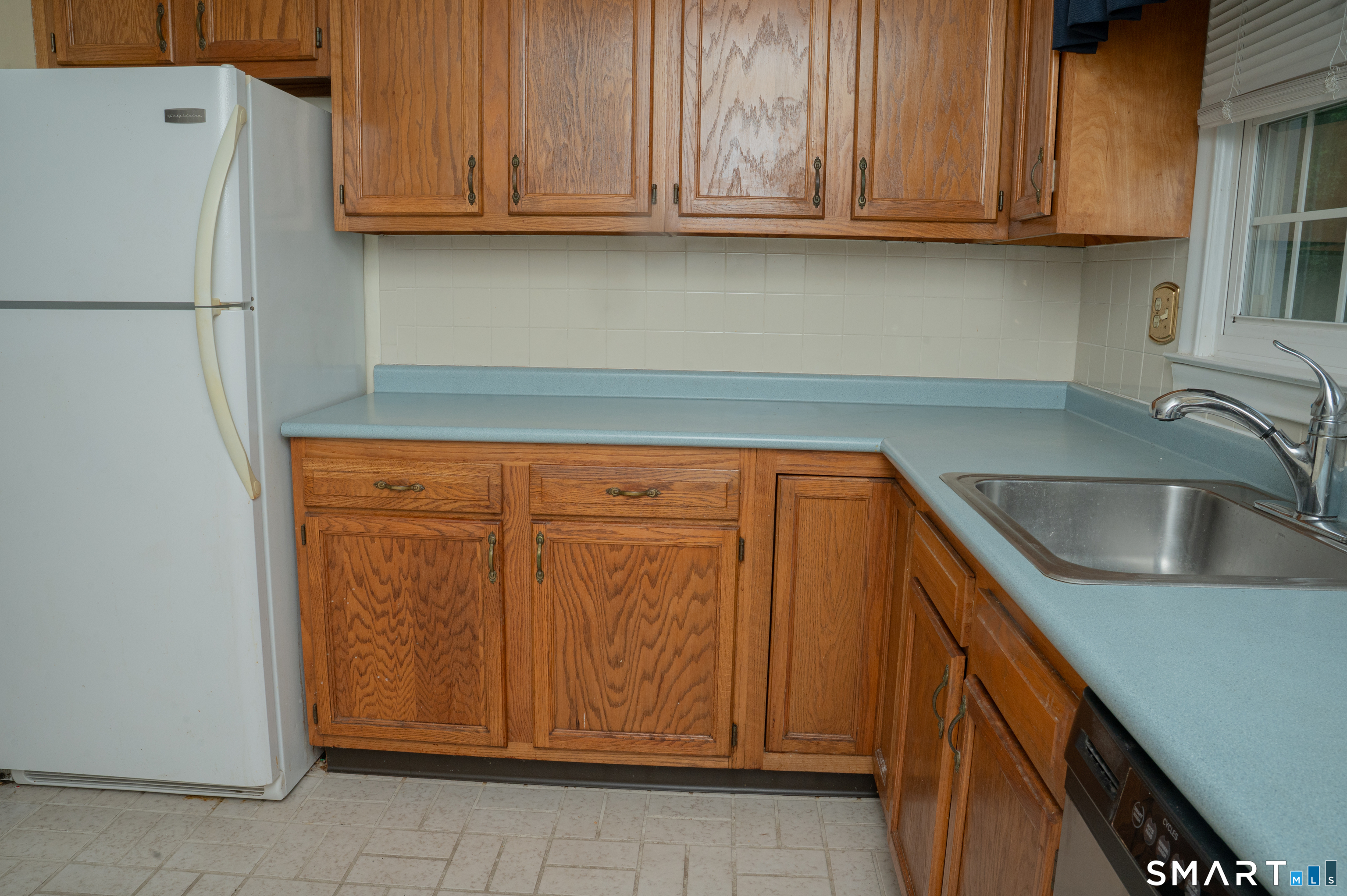1789 Foxon Road, Unit 3B North Branford, CT 06471 - Photo 15 of 18