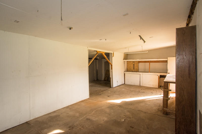 4945 Eastside Road Redding, CA 96001 - Photo 33 of 38 eastside-140