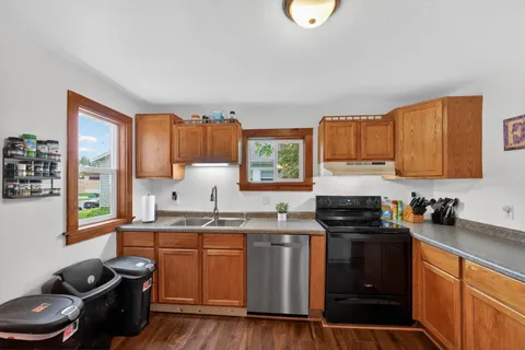 $249,900 | 423 Mulberry Street, Baraboo, WI 53913
