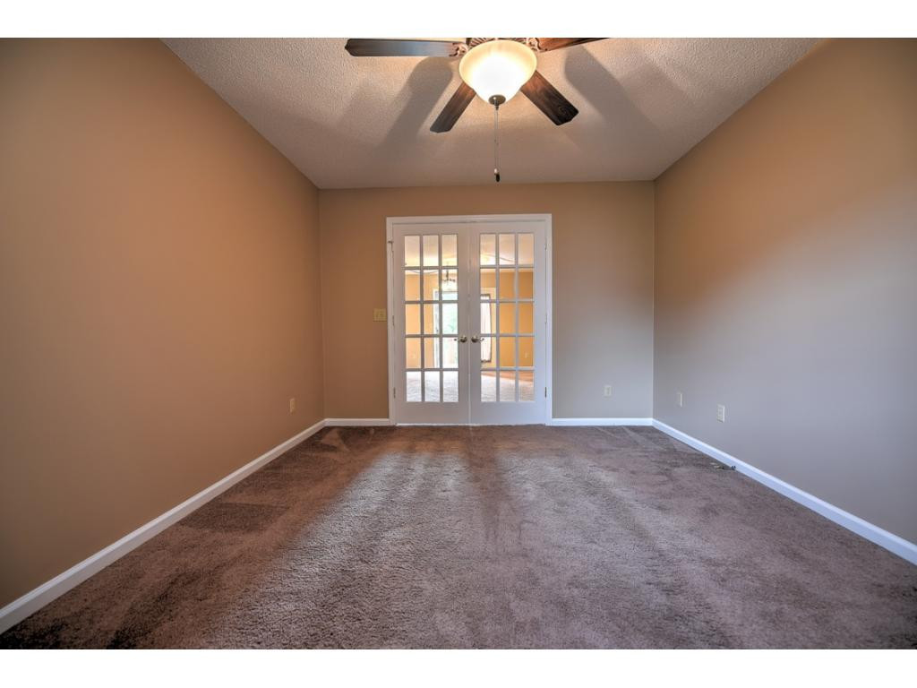 2700 Indian Ridge Road, Unit 5 Johnson City, TN 37604 - Photo 11 of 30 Photo 11