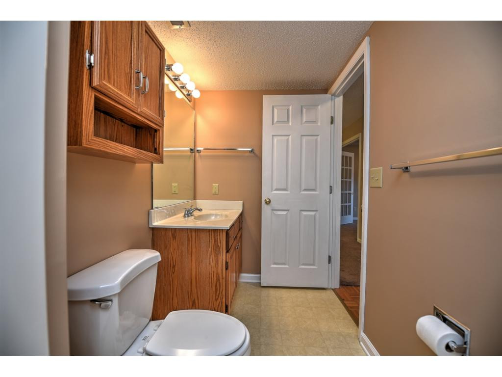 2700 Indian Ridge Road, Unit 5 Johnson City, TN 37604 - Photo 13 of 30 Photo 13