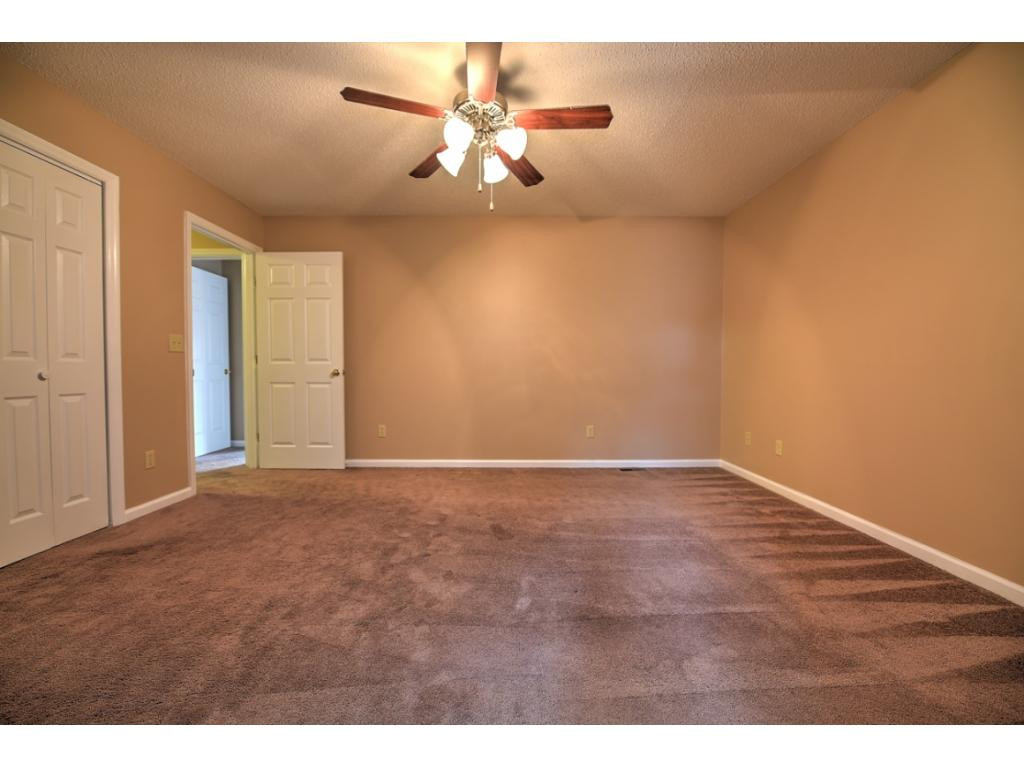 2700 Indian Ridge Road, Unit 5 Johnson City, TN 37604 - Photo 17 of 30 Photo 17