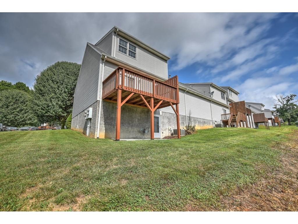 2700 Indian Ridge Road, Unit 5 Johnson City, TN 37604 - Photo 29 of 30 Photo 29