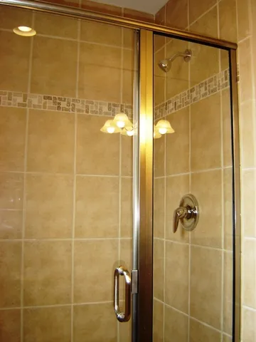 $3,225 | 217 West Quincy Street, Westmont, IL 60559