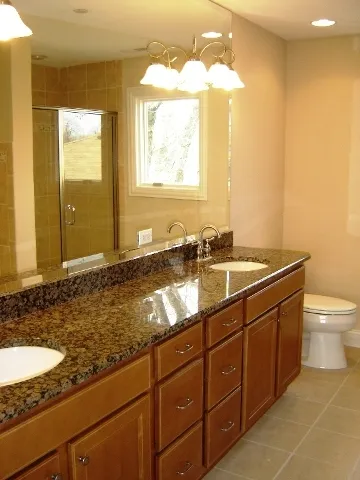 $3,225 | 217 West Quincy Street, Westmont, IL 60559