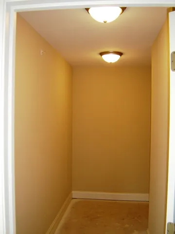 $3,225 | 217 West Quincy Street, Westmont, IL 60559