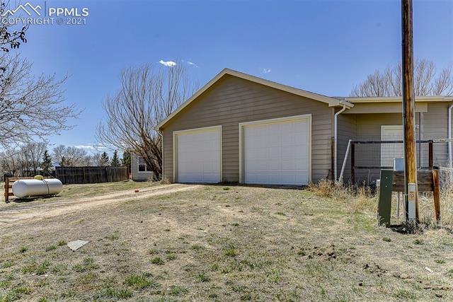 8185 Brule Road Colorado Springs, CO 80908 - Photo 5 of 50