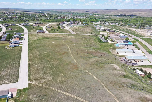 $79,900 | 520 Emigrant Drive, Glenrock, WY 82637