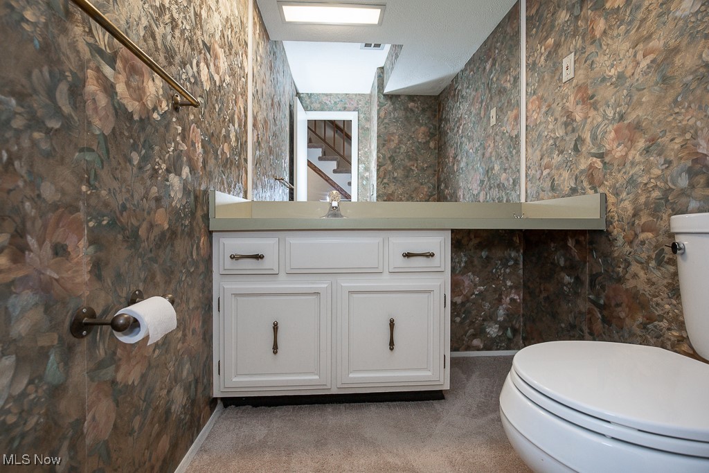 1026 Canyon View Road Northfield, OH 44067 - Photo 4 of 47 Gallery Image 4