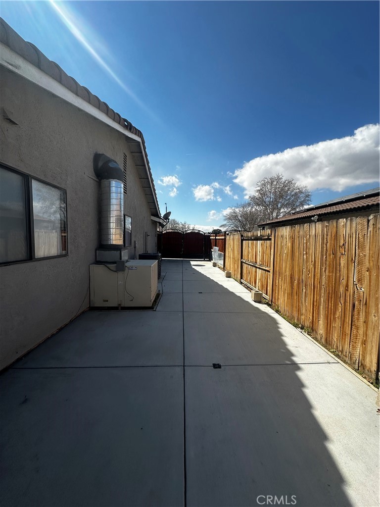 43770 Santa Rosa Circle Lancaster, CA 93535 - Photo 31 of 35