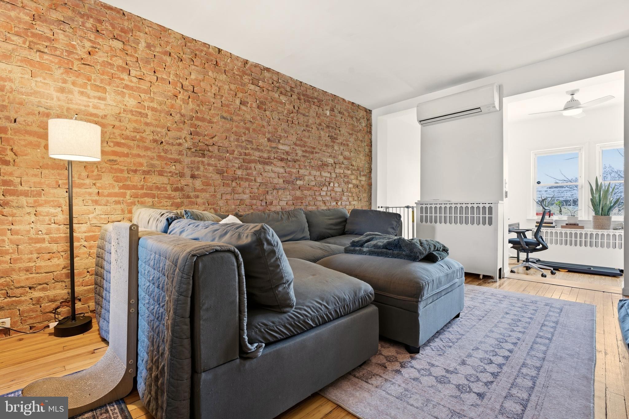 3448 Bowman Street Philadelphia, PA 19129 - Photo 5 of 32