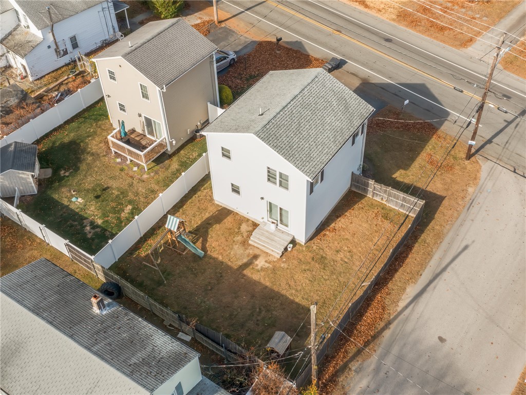 170 Long Street Warwick, RI 02886 - Photo 26 of 27 Back yard view