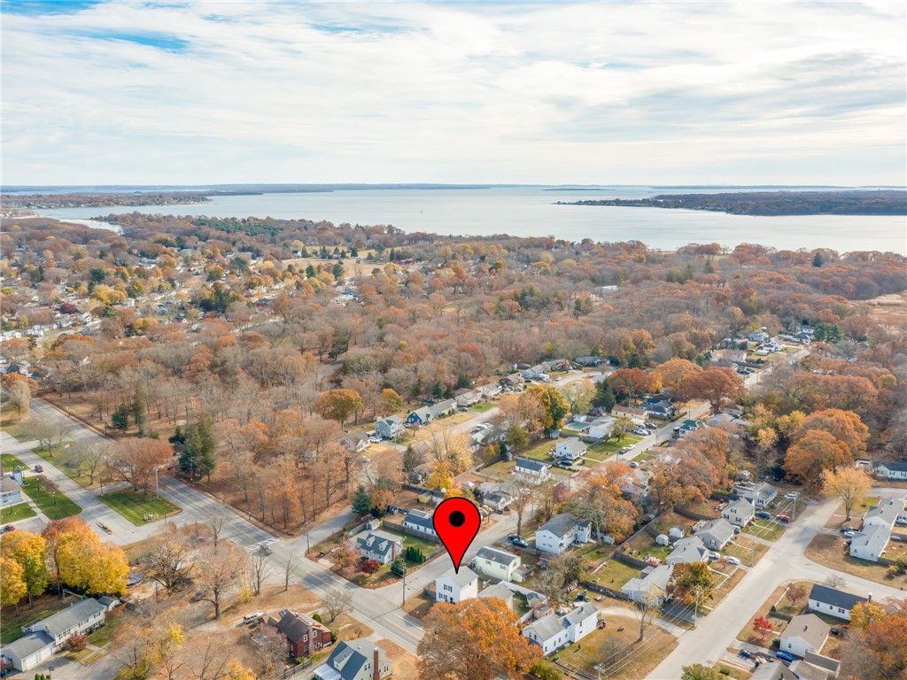170 Long Street Warwick, RI 02886 - Photo 3 of 27 Great residential neighborhood!