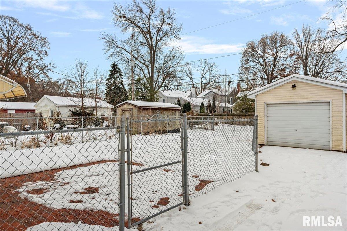 720 West Fayette Avenue Springfield, IL 62704 - Photo 26 of 33