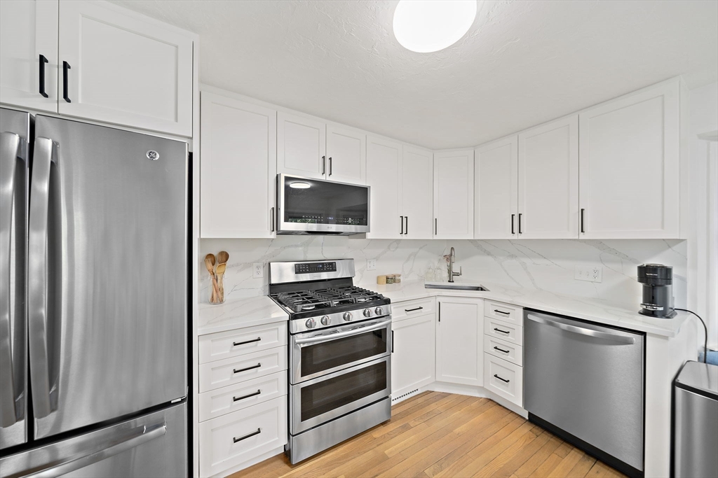 36 Maple Street, Unit 36 Canton, MA 02021 - Photo 10 of 40