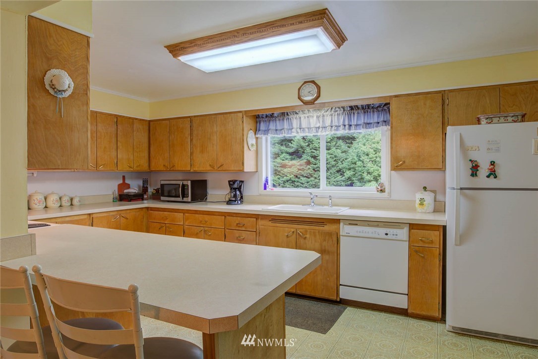 162 Kirkpatrick Road Hoquiam, WA 98550 - Photo 12 of 21 Gallery Image 12