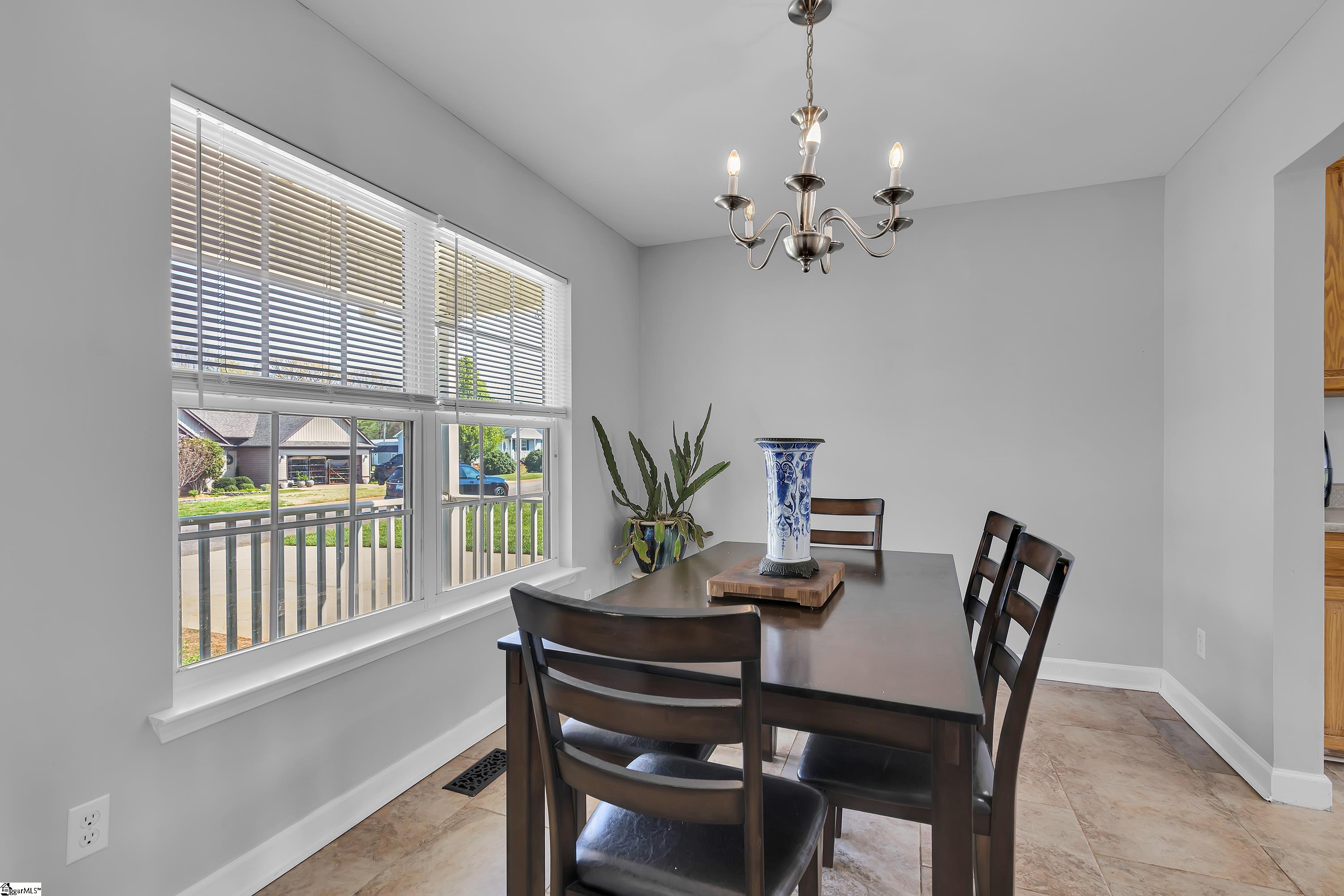 143 Summer Lady Lane Boiling Springs, SC 29316 - Photo 5 of 29