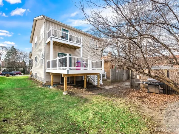 $1,850 | 4909 Spencer Avenue, Unit B, Lisle, IL 60532