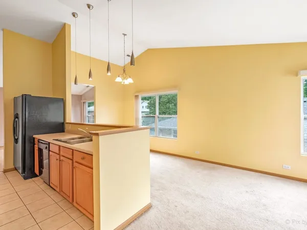 $1,850 | 4909 Spencer Avenue, Unit B, Lisle, IL 60532