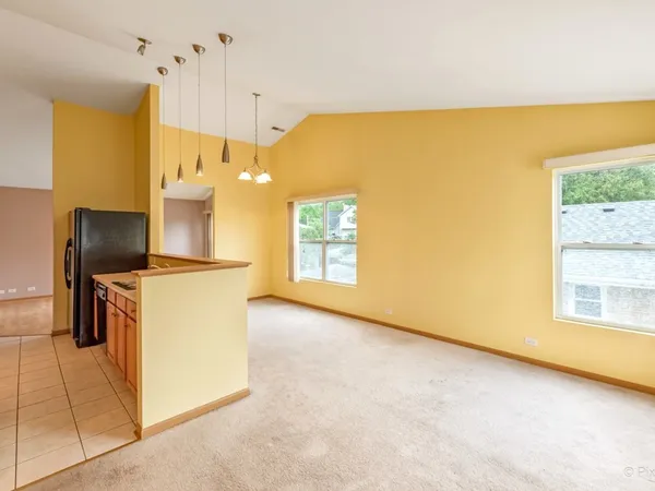 $1,850 | 4909 Spencer Avenue, Unit B, Lisle, IL 60532