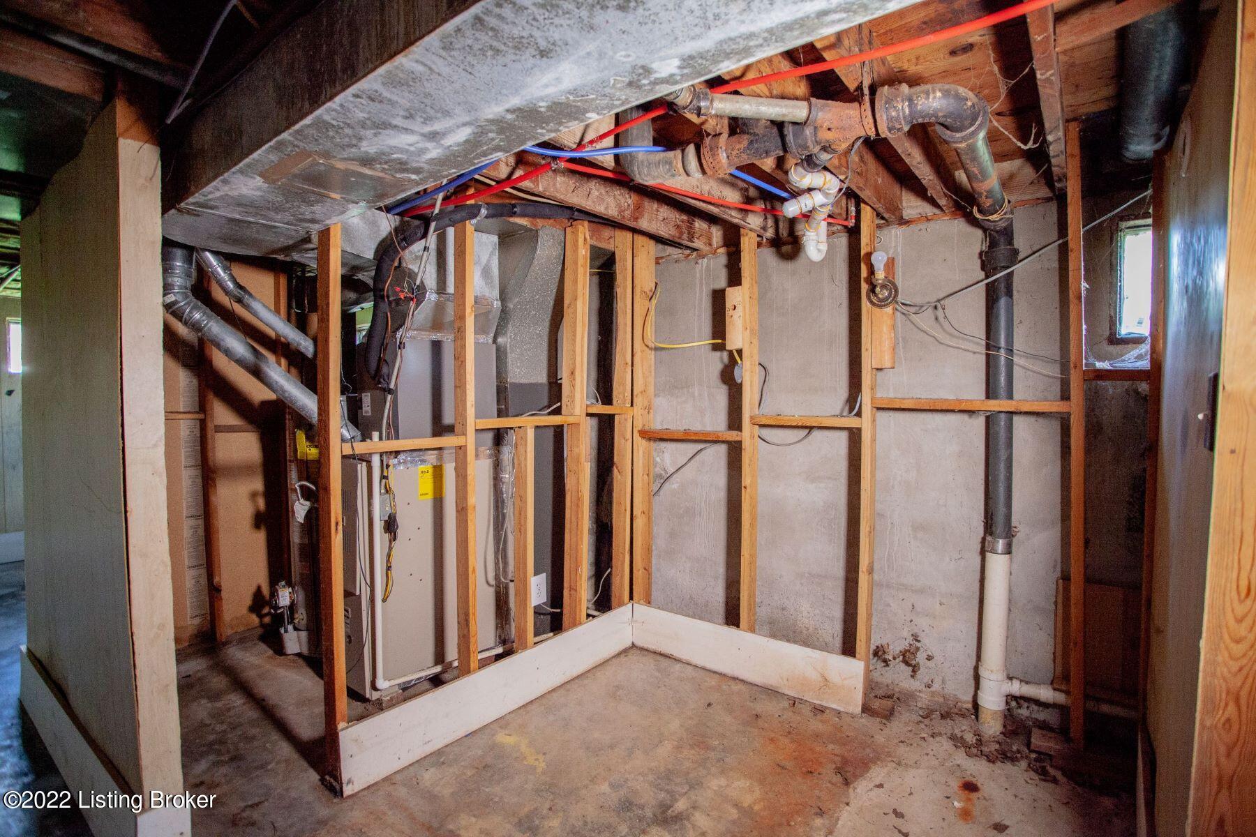 3107 Wayne Road Louisville, KY 40216 - Photo 29 of 34 basement room