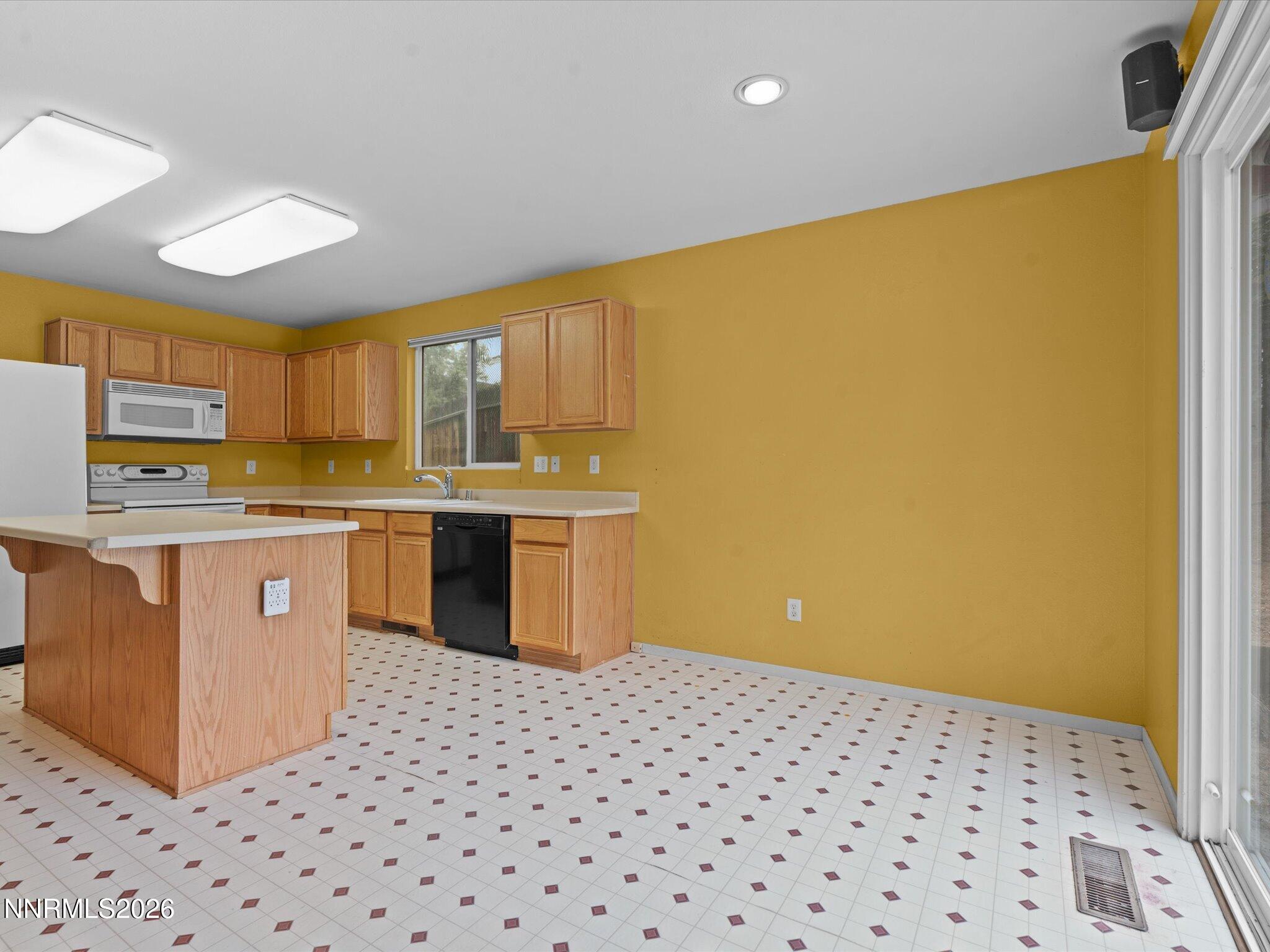 4041 Kings Row Reno, NV 89503 - Photo 11 of 41 13-4041 Kings Row-106