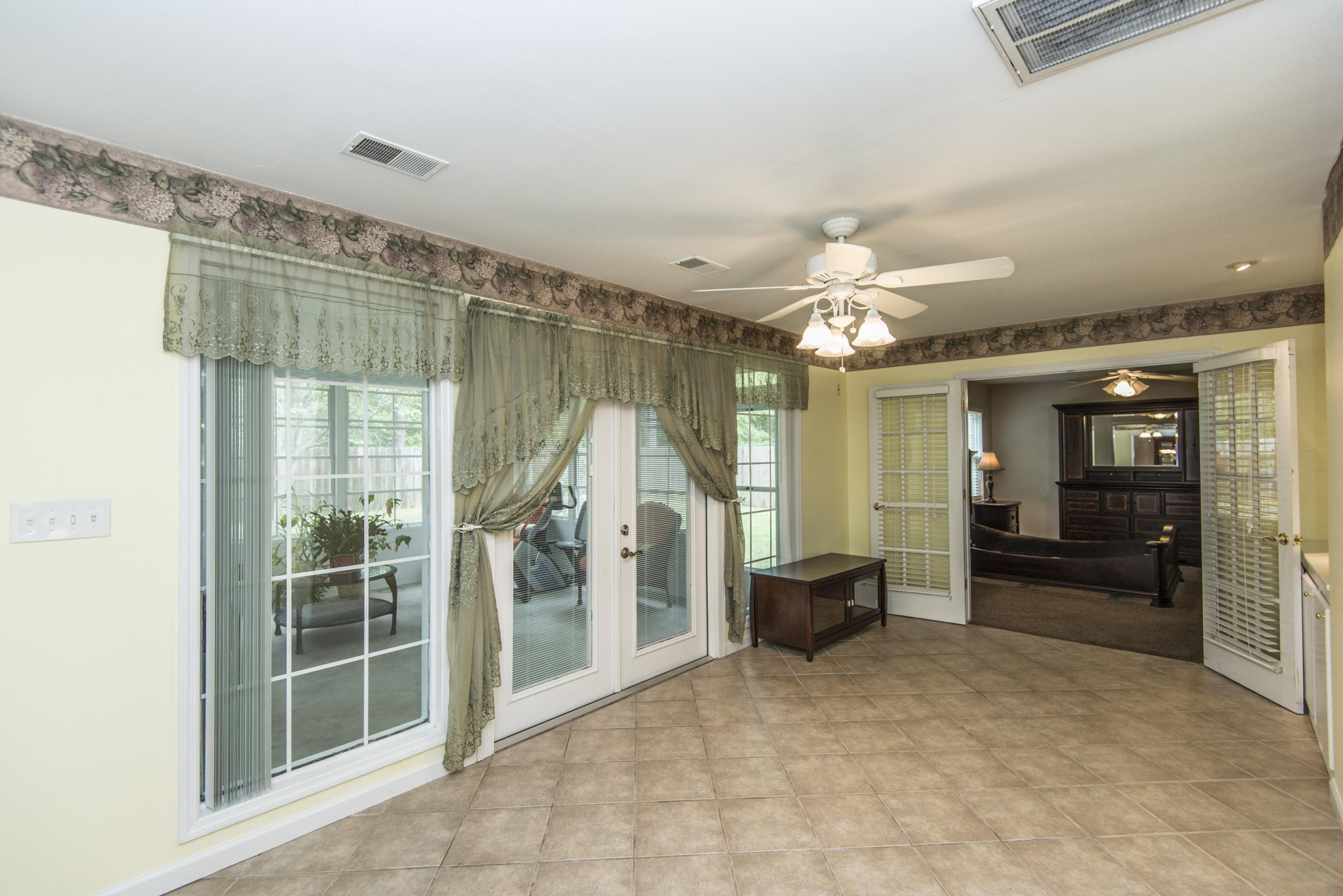 225 Tall Pines Road Ladson, SC 29456 - Photo 16 of 45 _DSC4076