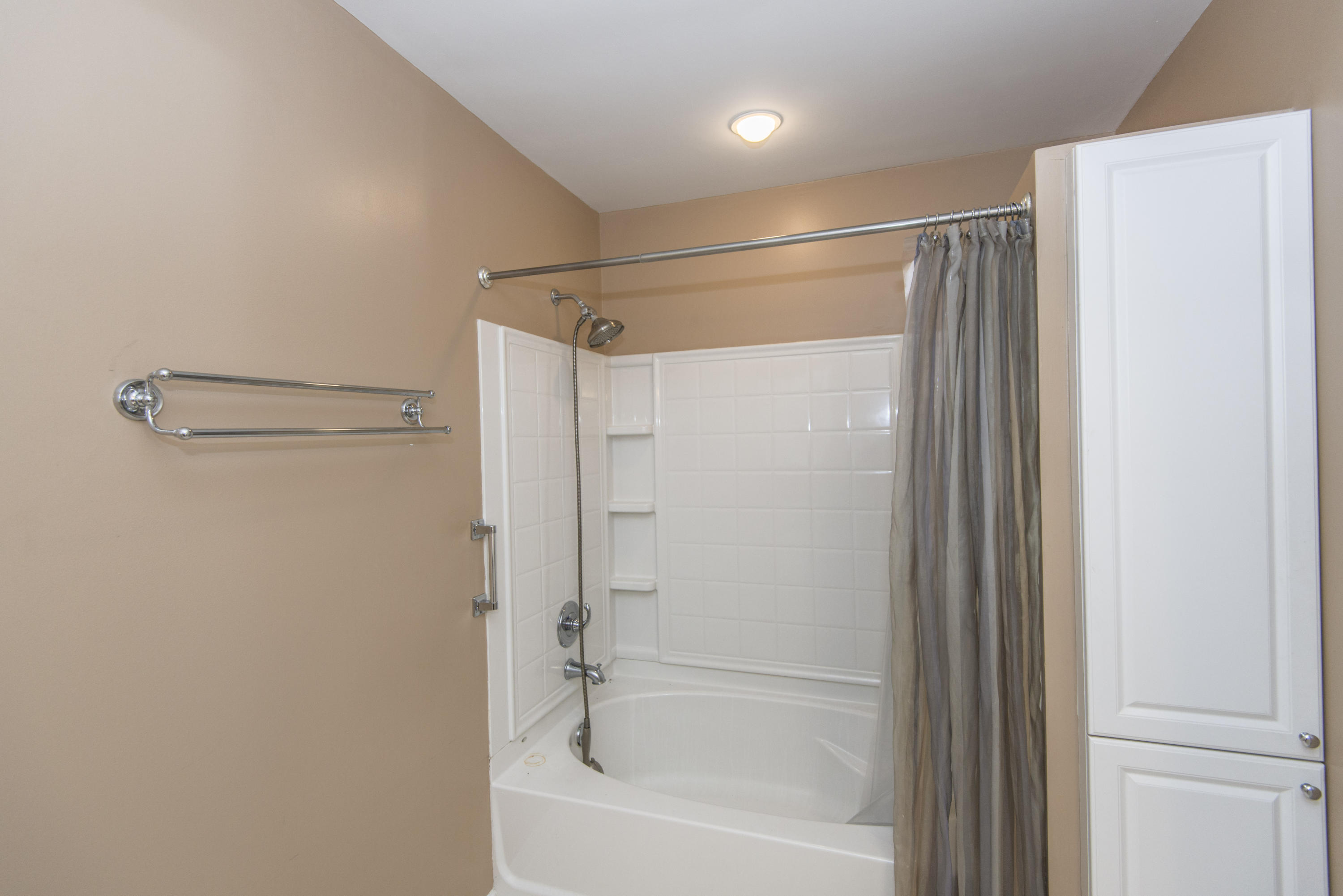 225 Tall Pines Road Ladson, SC 29456 - Photo 9 of 45 _DSC4086