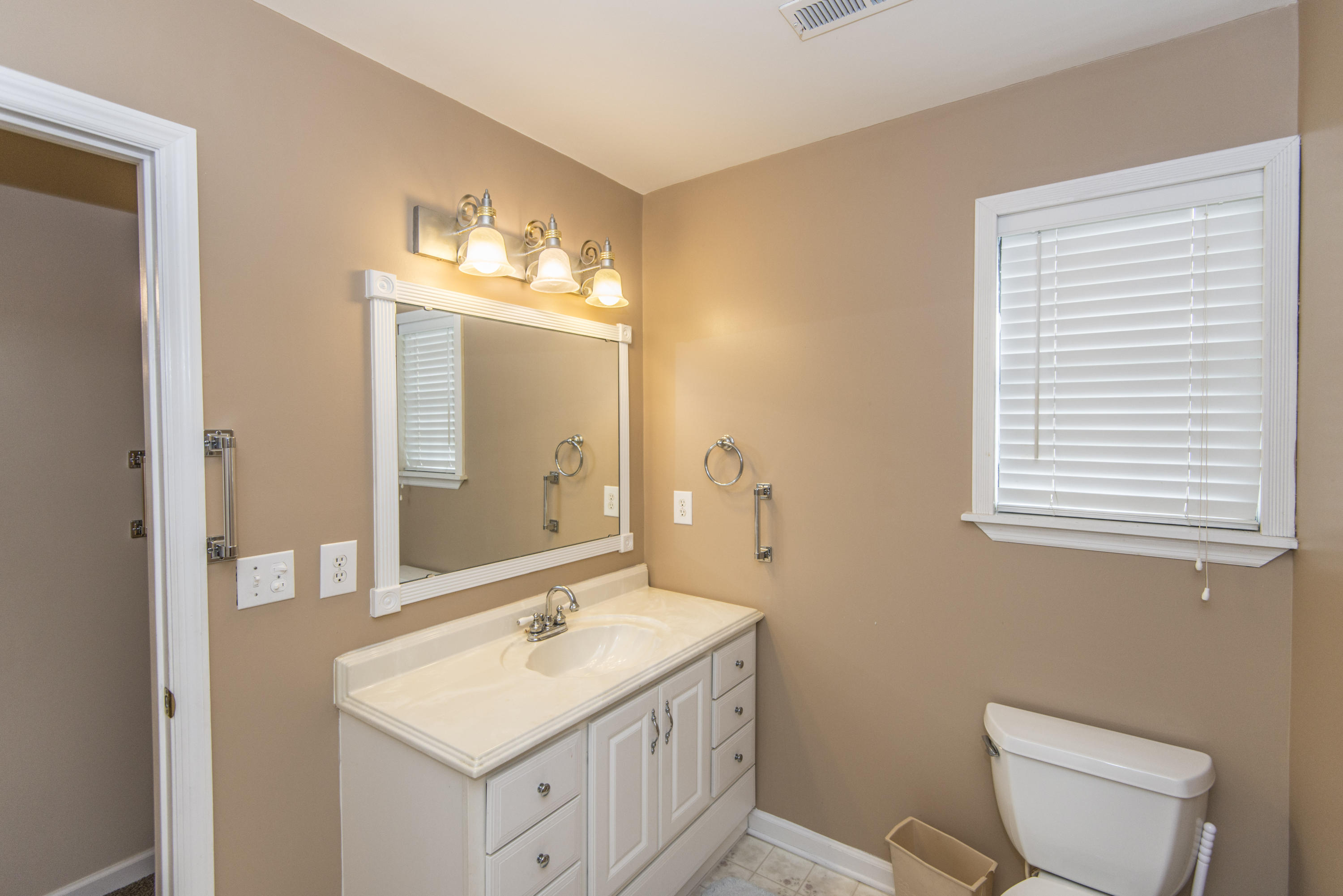 225 Tall Pines Road Ladson, SC 29456 - Photo 10 of 45 _DSC4085