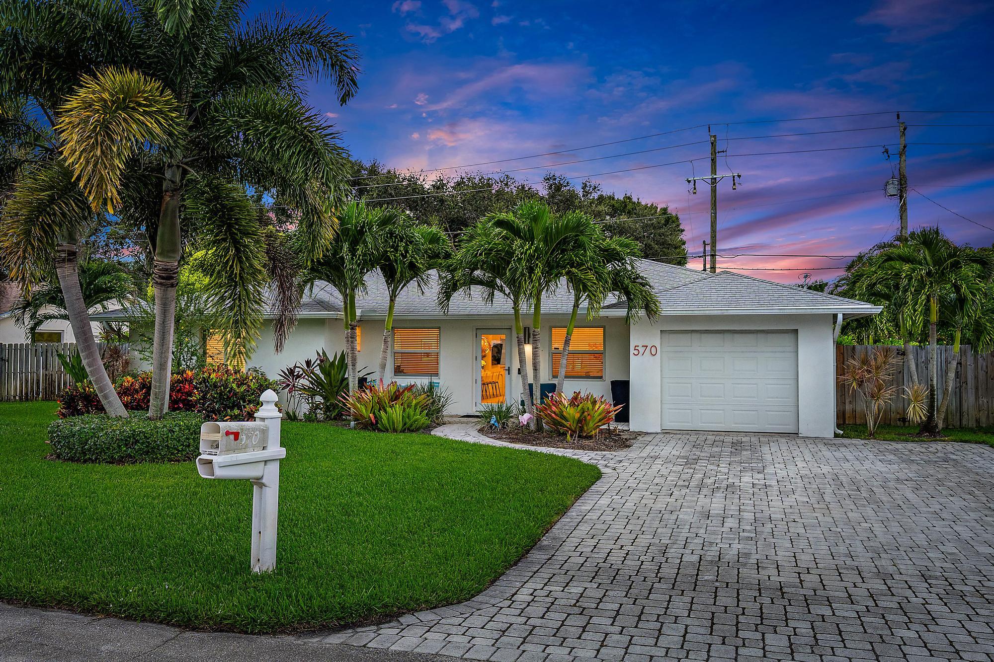570 Dover Road Tequesta, FL 33469 - Photo 24 of 45 Front Exterior