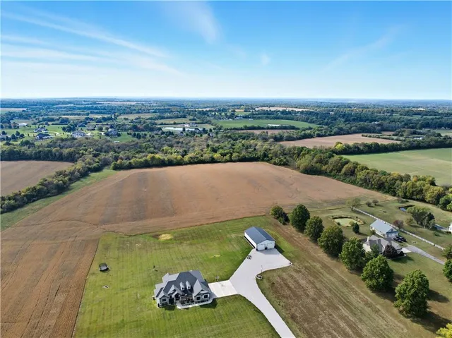 $3,990,000 | 13104 South 7th Highway, Greenwood, MO 64034