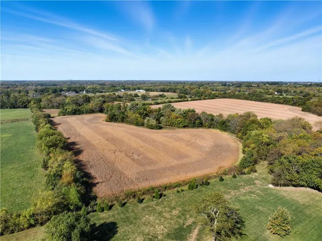 $3,990,000 | 13104 South 7th Highway, Greenwood, MO 64034