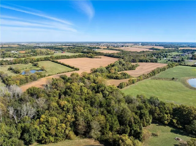 $3,990,000 | 13104 South 7th Highway, Greenwood, MO 64034