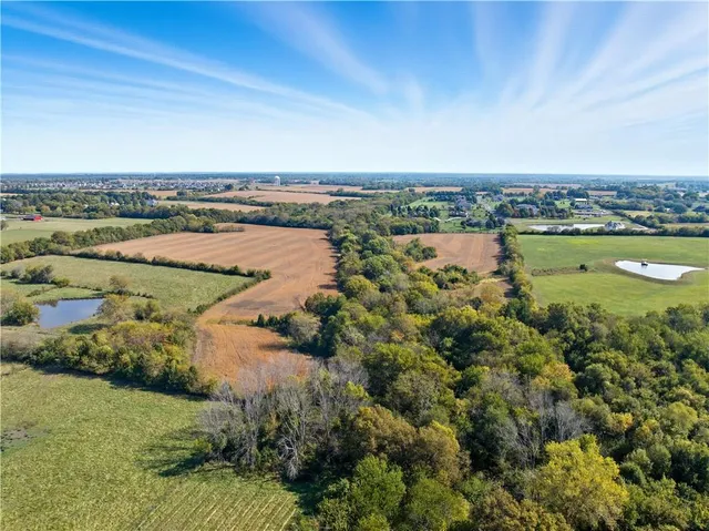 $3,990,000 | 13104 South 7th Highway, Greenwood, MO 64034