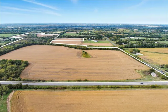 $3,990,000 | 13104 South 7th Highway, Greenwood, MO 64034