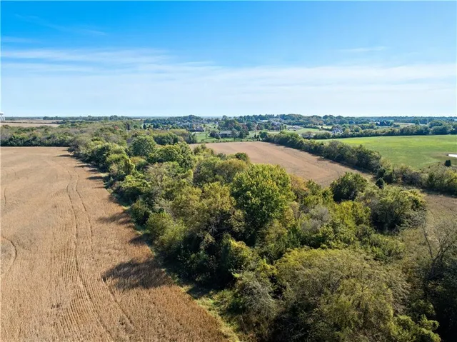 $3,990,000 | 13104 South 7th Highway, Greenwood, MO 64034