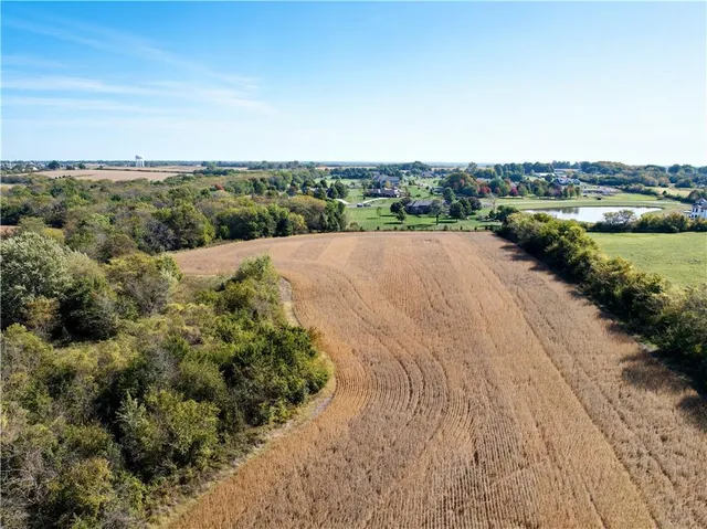$3,990,000 | 13104 South 7th Highway, Greenwood, MO 64034